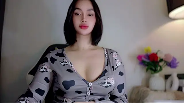 Anna_HollyDoll webkamerás műsora