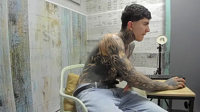 Show Webcam de Gury_tattoo