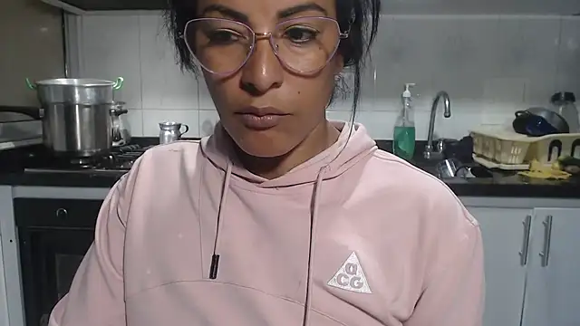 kateleyagreyのライブXXXチャット