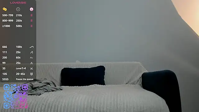 HannaHayles Show in webcam