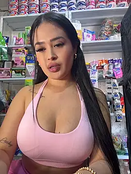 Pokazy przed kamerką – Sara_fun