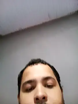 tipovida Adlı Modelin Web Kamerası Şovu