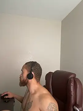 Fathero1time Show in webcam