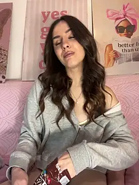 AriaAdda's Live XXX Chat