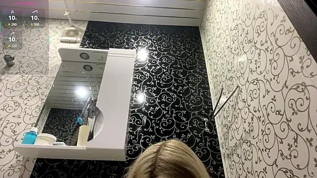 ShontaWasilko's Live XXX Chat