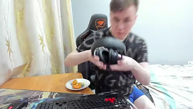 Chat +18 de iliaskrislove ao vivo