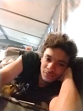 spooky425hd Show Webcam