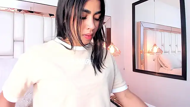 Chatroom XXX en direct de CamiTabares