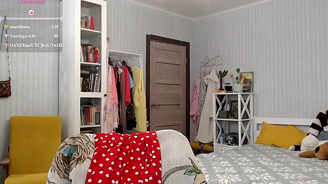 Vivian-Alluring's Live XXX Chat