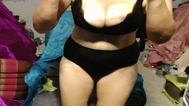 Chat +18 de 1CuteAndSexy69 ao vivo