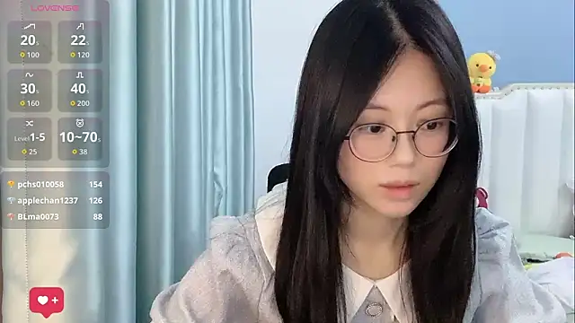 Luna-666 网络视讯表演