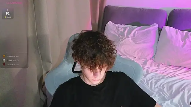 cute_thomasのライブXXXチャット