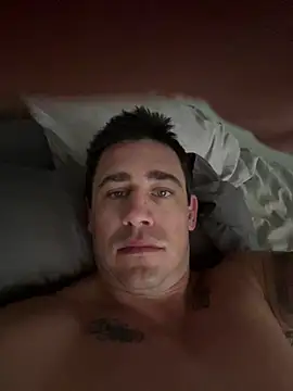 แชท XXX สดของ DamienSliick