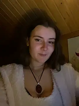 mewKateのライブXXXチャット