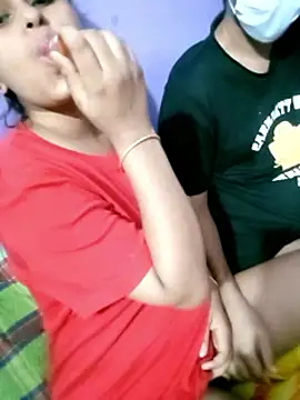 Jerin_Couple61 Show Webcam