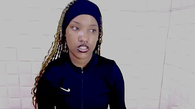 EroticSexyPrada's Live XXX Chat