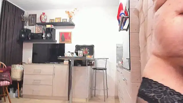 Tina_Joness Webcam-Show