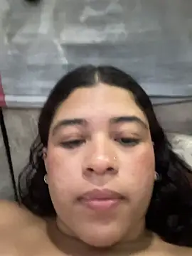 IvyRousex live XXX chat