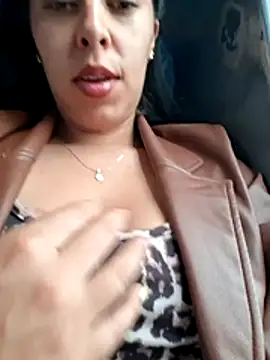 Luianna's Live XXX Chat