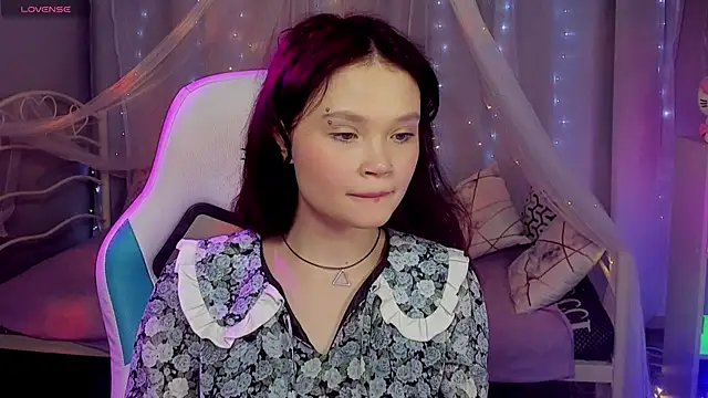 EmilyChaves 라이브 XXX 채팅