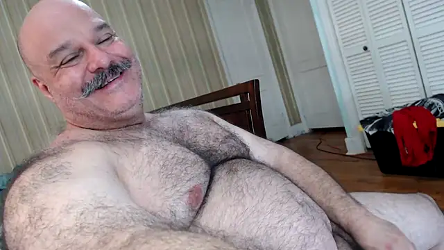 Онлайн чат XXX bullmusclejoe