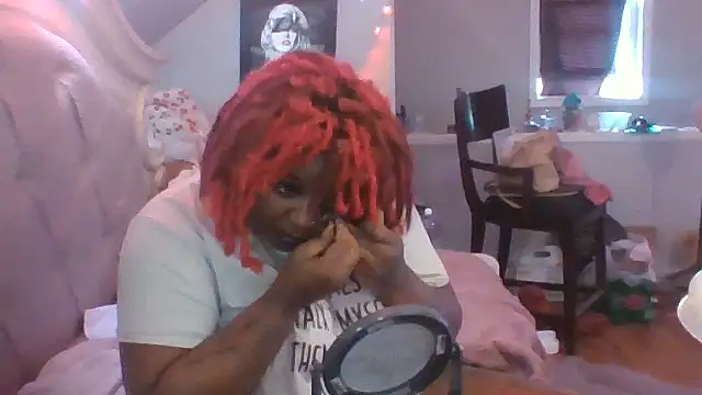 Dusaa_ Show in webcam