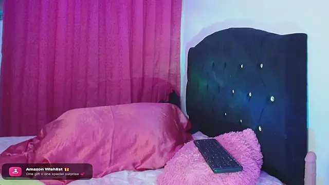 Chat XXX en directo de AhriSweet_