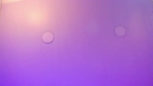 Chat +18 de Jenifer_James ao vivo