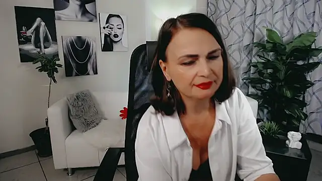 XXX chat uživo modela Favorite_0