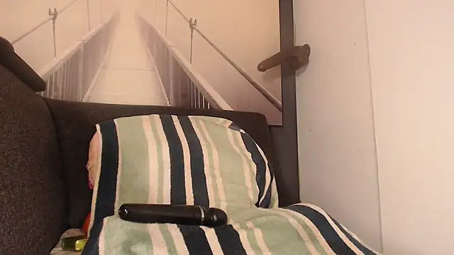 SEXaddictCANDY10's Webcam Show