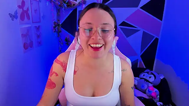 Chat XXX en directo de little_emma0