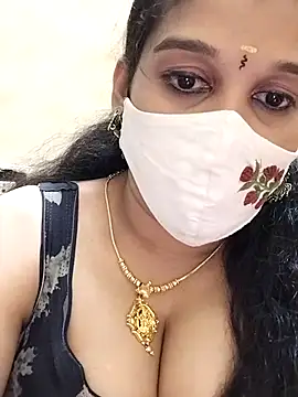 amelia-rani Show in webcam