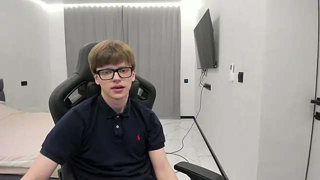 Онлайн чат XXX bonekoambalabu