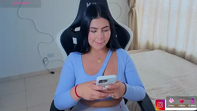 Victoryyy_ Adlı Modelin Canlı XXX Sohbeti