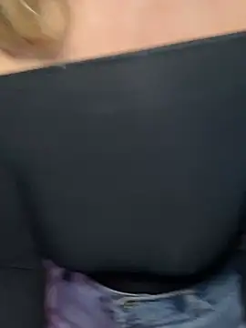 Lisorine 网络视讯表演