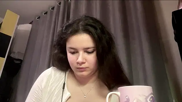 LonnaVandal Adlı Modelin Web Kamerası Şovu