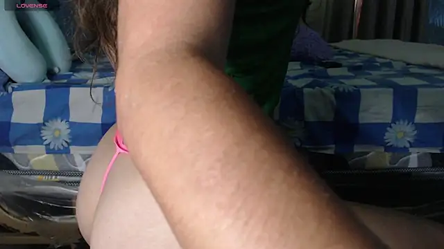 Chatroom XXX en direct de MARIELSINS_1111