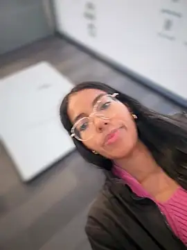 SheenaBrooke 网络视讯表演