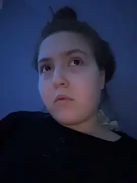 Онлайн чат XXX charmingggirl