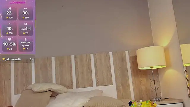 EmilySearss live XXX chat