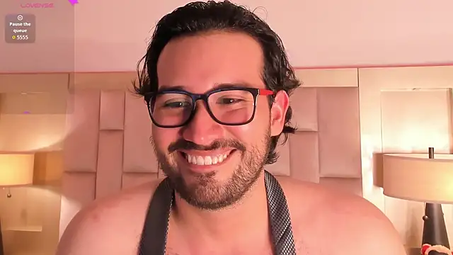 AdrianSith webkamerás műsora