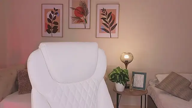 แชท XXX สดของ DahianaWalcott