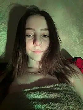 Anoraaa8A 在線直播表演