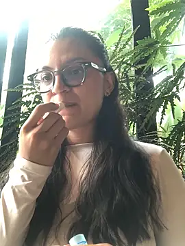 Gia_Mazzon Adlı Modelin Canlı XXX Sohbeti