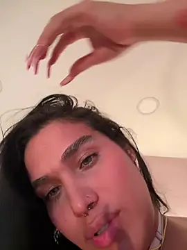 Pertunjukan Kamera Web Bella__Wood