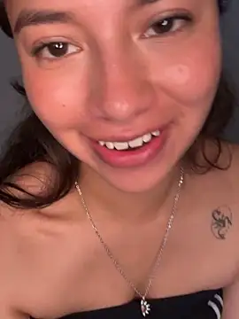 แชท XXX สดของ CocoaGigiMuse