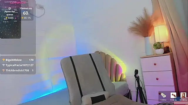 Queen_Of_all_Media Live XXX Chat