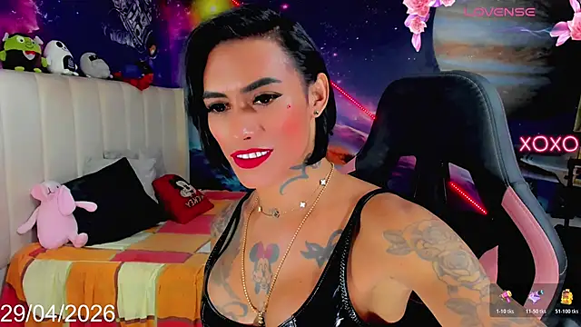 Nella_Dolls Pertunjukan Webcam