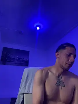 TitanNoir: онлайн-секс-чат