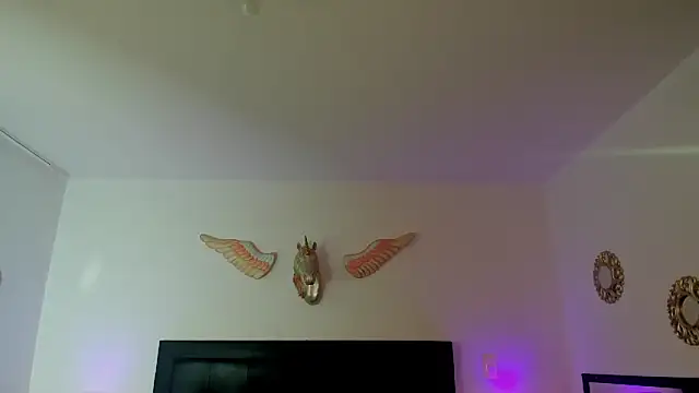 Chat +18 de Natalye_23 ao vivo